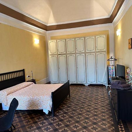 Casa Cavour Hotel Pontremoli Exterior photo